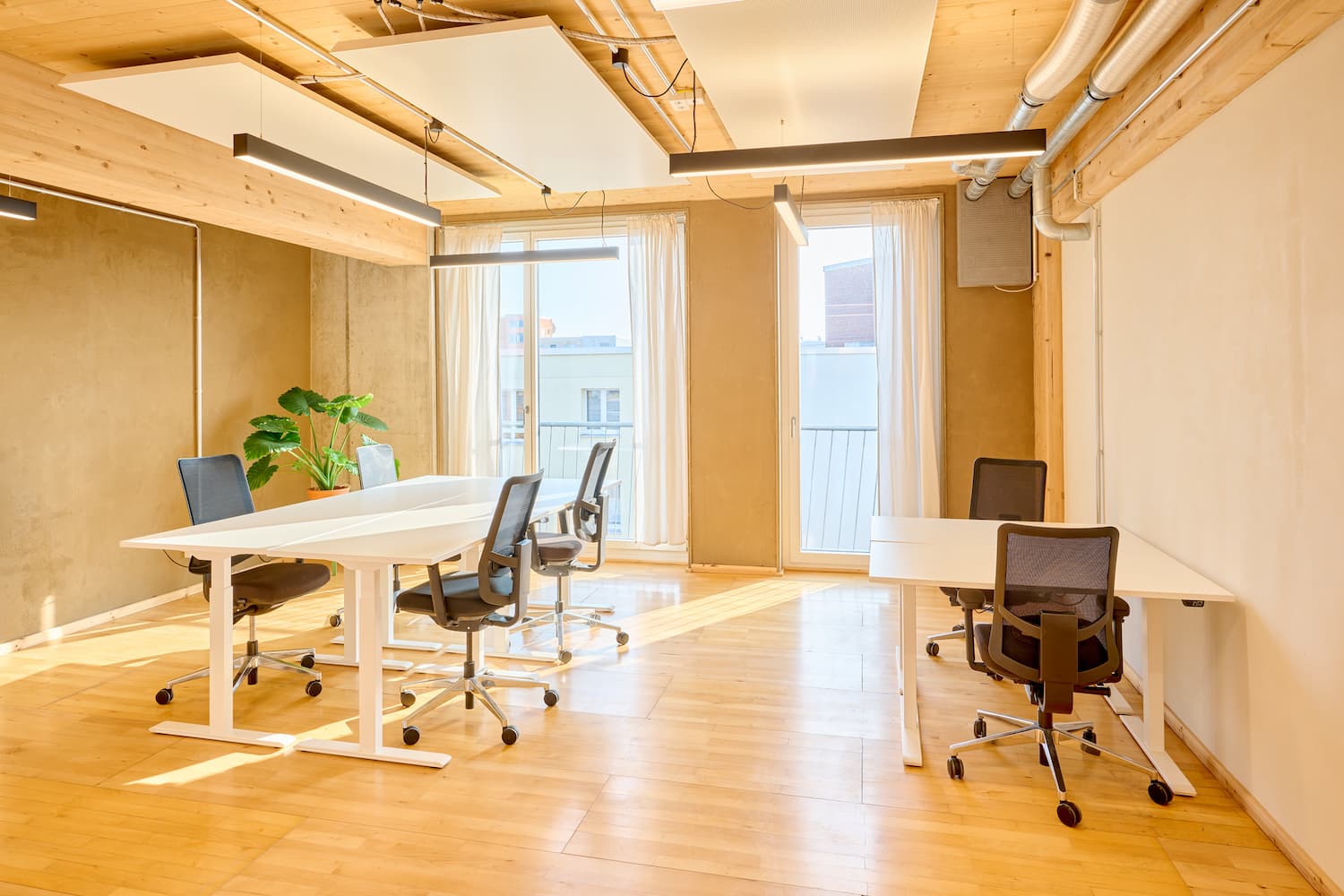 Office 4 — 8–10 workstations, private team office at Impact Hub Berlin